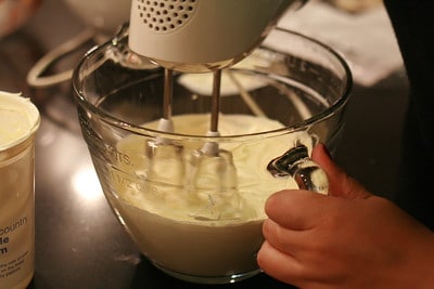 using an electrical kitchen appliance to make batter